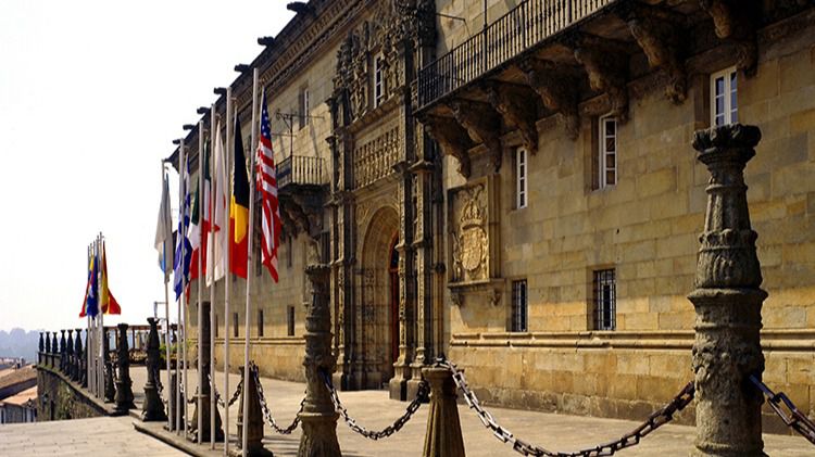 Turespaña adjudica las obras de conservación en el Parador de Santiago por 11 millones de euros