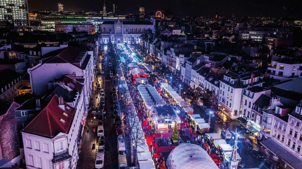 La magia de la Navidad regresa a Bruselas con el icónico mercado Plaisirs d'Hiver