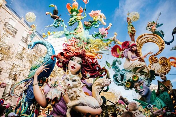 Descubre los imprescindibles de las Fallas en Valencia