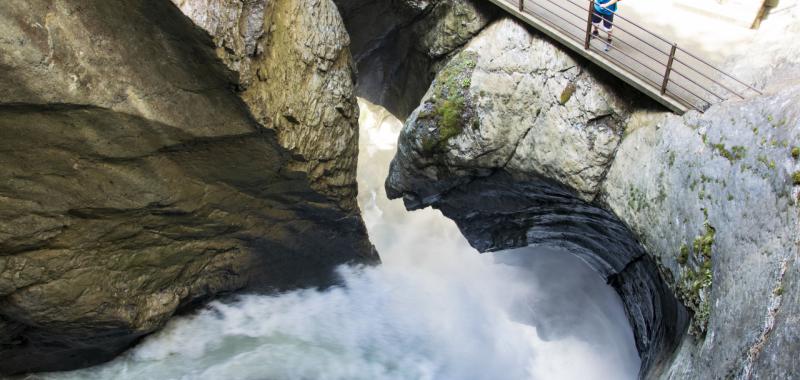 Parque Nacional del Valle de Lauterbrunnen - Brena (Suiza) - Cascada de Trummelbach